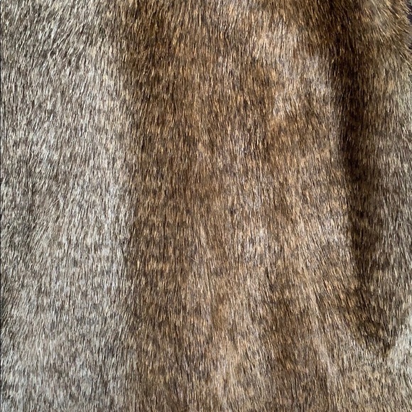 Faux Fur Vest - Picture 4 of 4